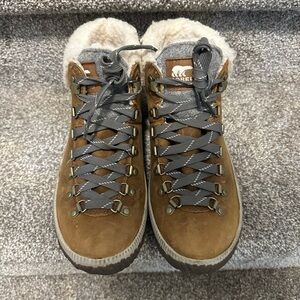 Sorel Out And About Conquest Boots Ladies Size 8